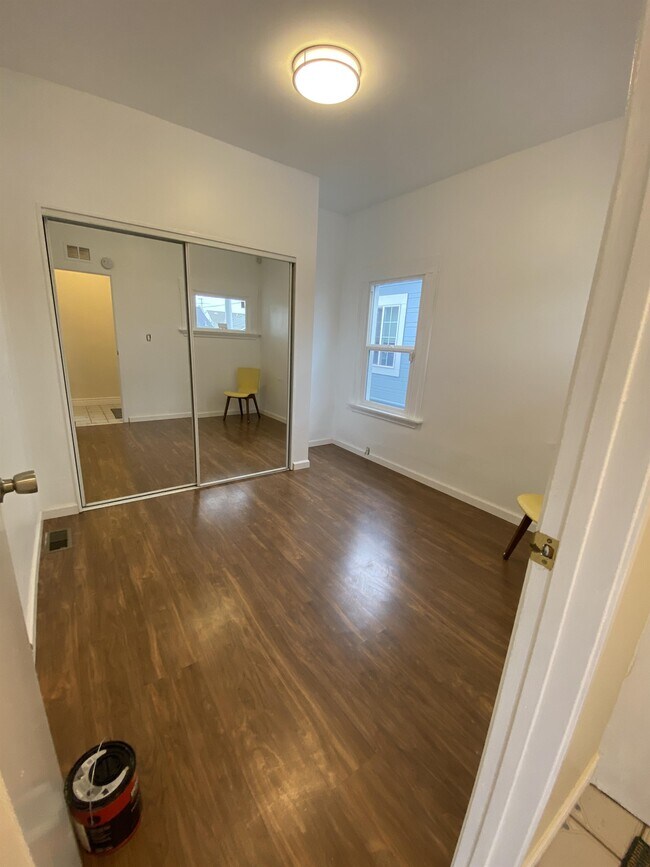 Building Photo - 1638 36th Ave