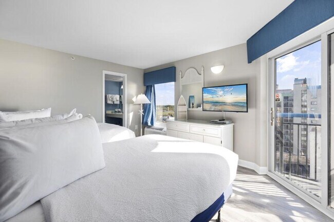 Foto del edificio - 2301 N Ocean Blvd