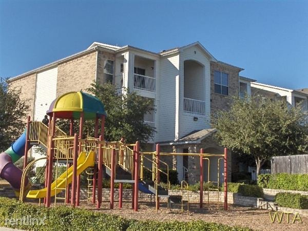 Building Photo - 6933 Border Brk