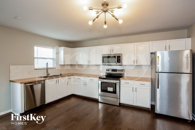 Foto del edificio - 10224 Cumberland Pointe Boulevard