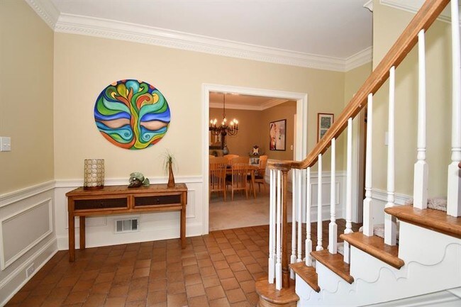 Foto del edificio - 165 River Landing Dr