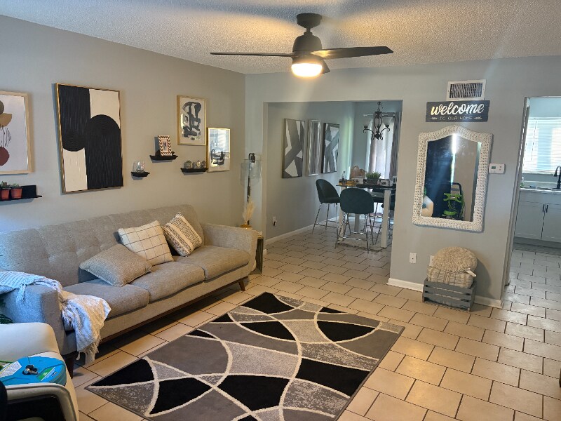 Foto principal - 614 Warn-Ree Cir