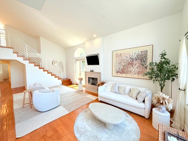Foto del edificio - Sophisticated Bright & Spacious Furnished ...