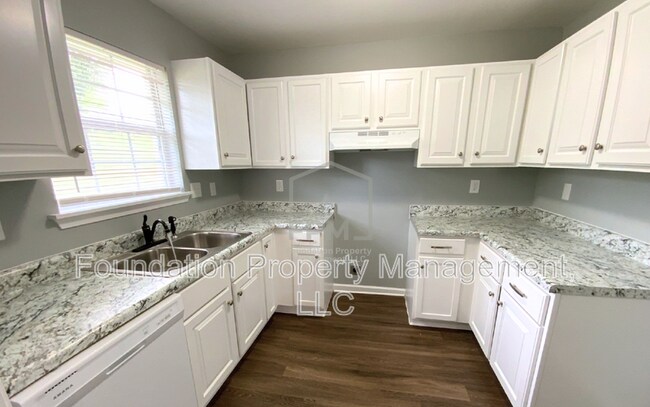 Foto del edificio - 2506 Derbyshire Ave