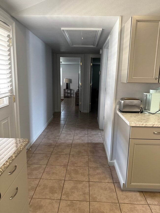 Foto del edificio - 838 2nd St