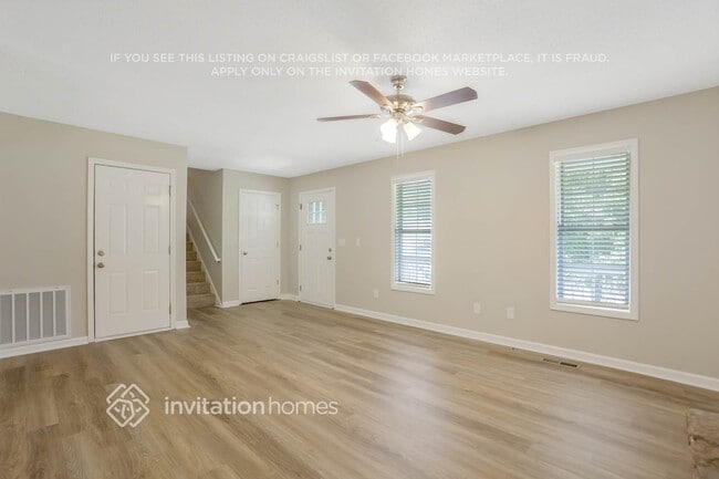 Building Photo - 117 Ivy Brook Dr