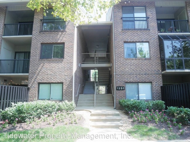 Building Photo - 1 br, 1 bath House - 1231 Gemini Dr. Unit D