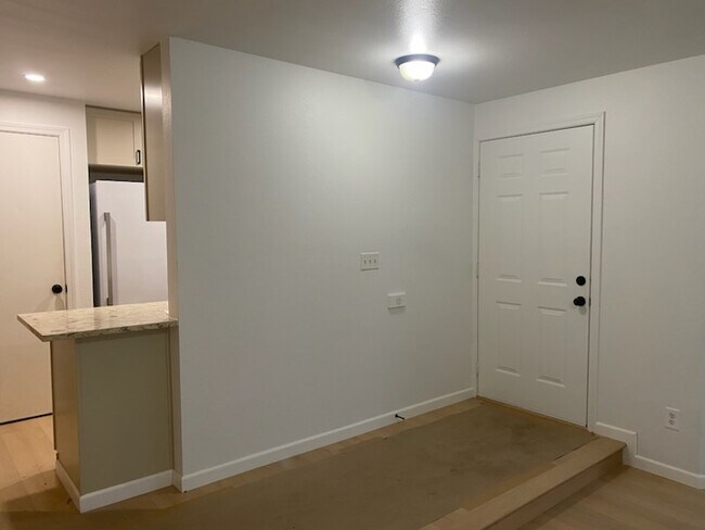 Building Photo - 1803 10th St