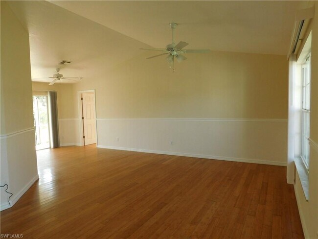 Foto del edificio - 234 SE 15th St