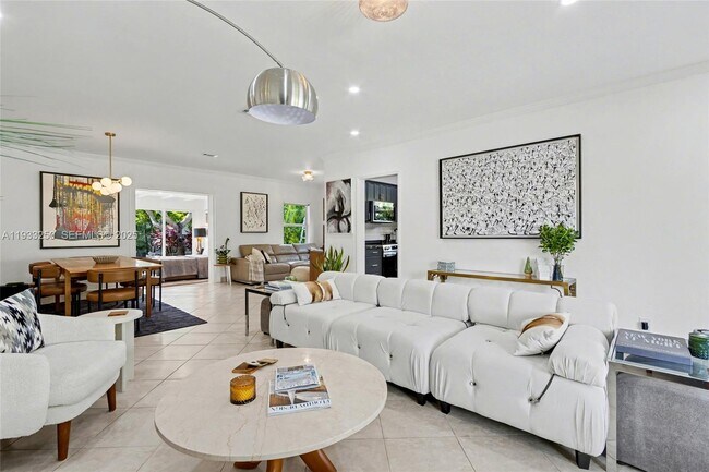 Foto del edificio - 818 NW 29th Ct