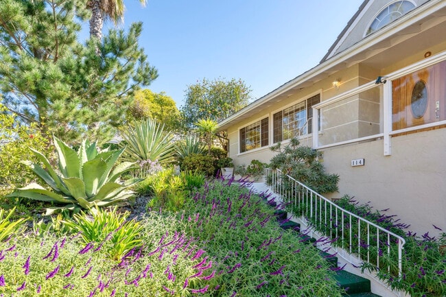 Building Photo - 114 San Marino Dr