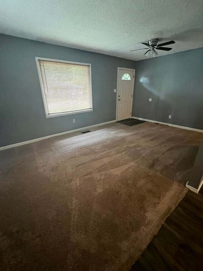 Foto del edificio - 833 Independence Ave