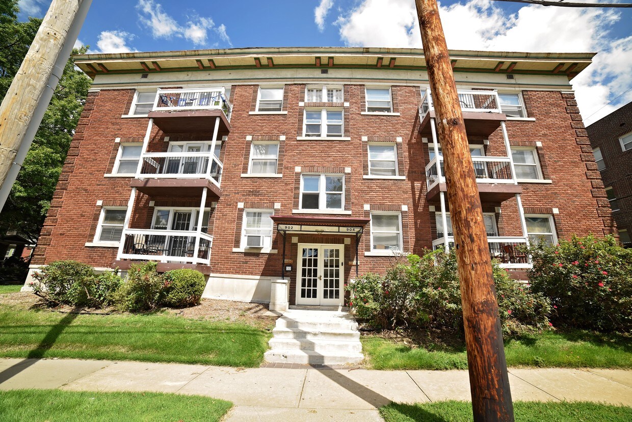 Primary Photo - 902 E. 39th Street