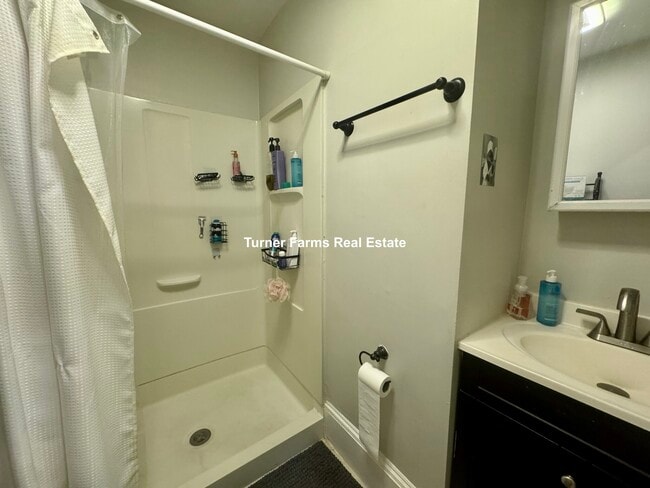 Foto del edificio - 717 Parker St