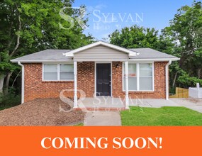 Building Photo - 205 Lillie Dr