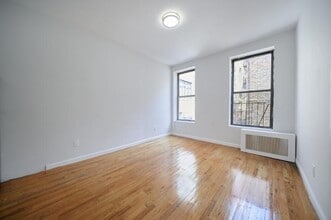Building Photo - 456 9th Ave