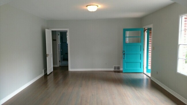 Foto del edificio - 1316 N Adams St