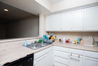 Building Photo - 12668 Windsor Village Dr