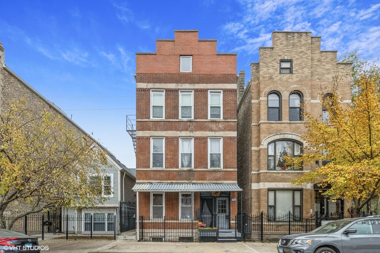 Primary Photo - 1743 W 18th Pl