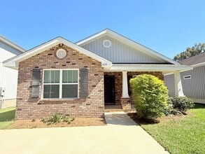 Building Photo - 8808 Smiley Ct