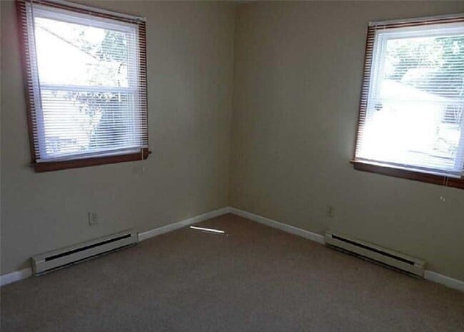 Building Photo - 2 Bedroom Duplex Ocean View