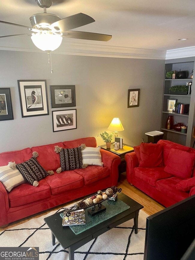 Foto del edificio - 101 Wood Lake Dr