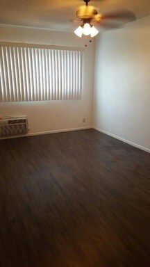 Foto del edificio - 7314 Variel Ave