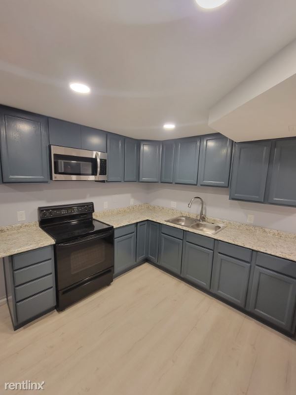 Foto del edificio - 3 br, 1.5 bath House - 131 Marigold Baseme...