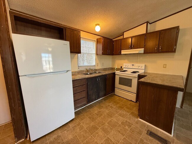 Foto del edificio - 3 Bedroom 2 bath mobile home
