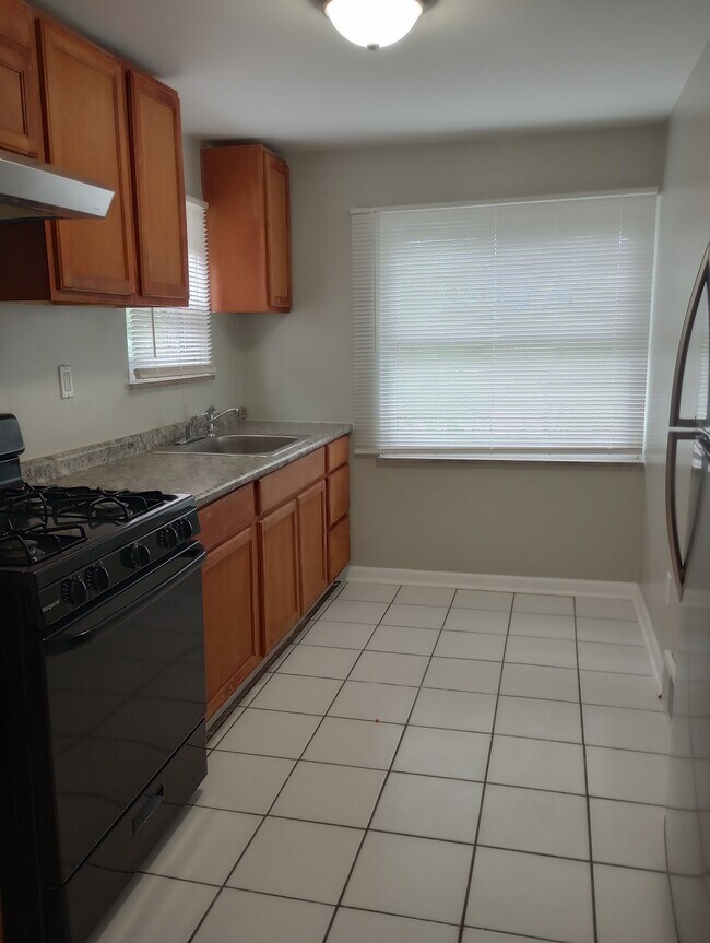 Foto del edificio - 1135 Woodbine St