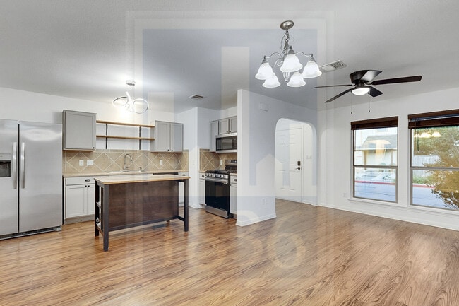 Building Photo - 4622 Credo Lane