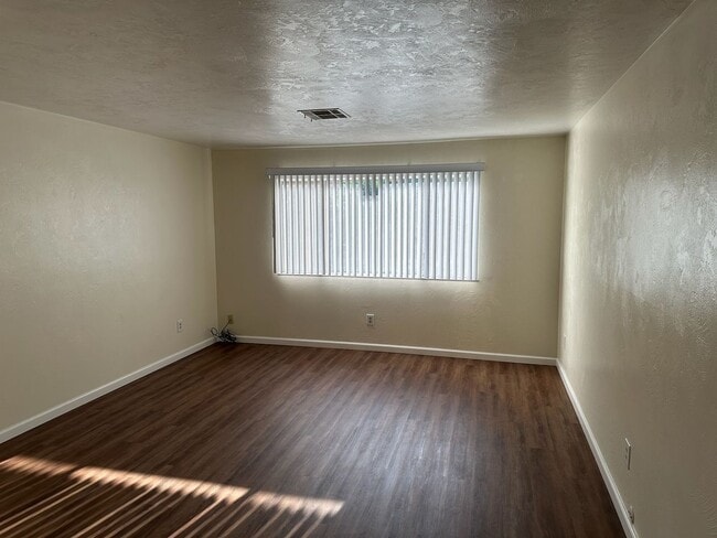 Building Photo - 2902 S University St