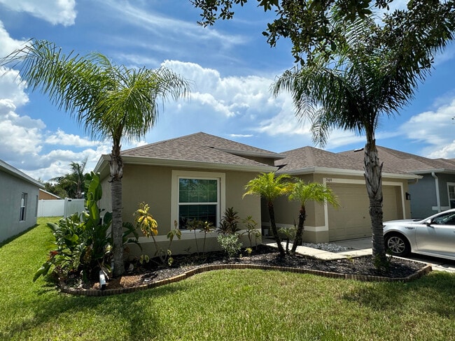 Building Photo - 7609 Wood Violet Dr
