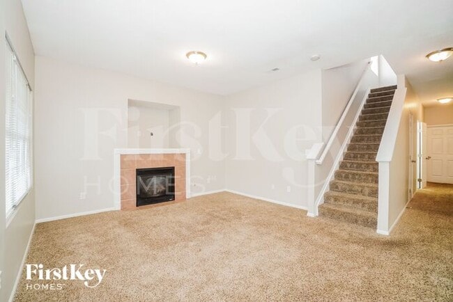 Building Photo - 4032 Summerstone Dr