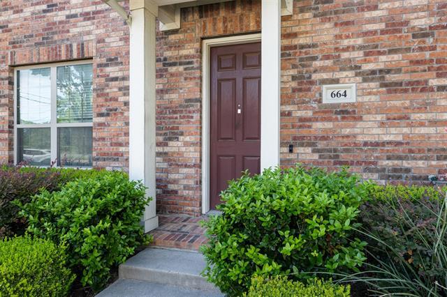 Foto del edificio - 664 S Greenville Ave