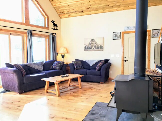 Building Photo - 3222 Middle Fork Vista