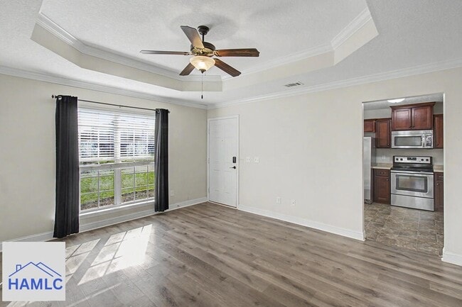 Building Photo - 225 Augusta Way