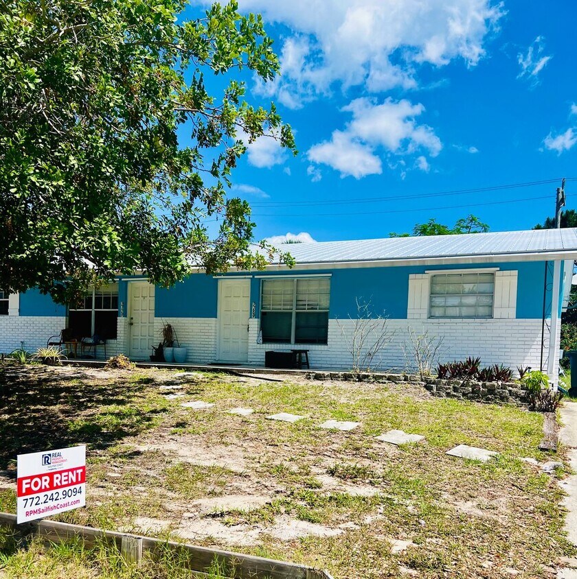 Foto principal - 3/1.5 Duplex in Fisherman's Haven