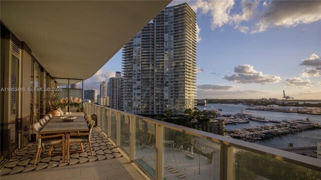 Foto del edificio - 500 Alton Rd