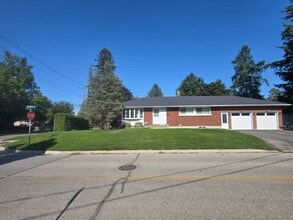 Building Photo - 1 Wenderly Dr