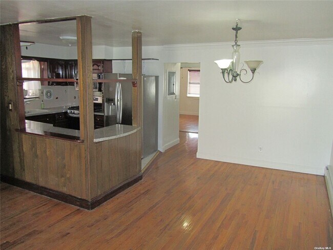 Foto del edificio - 10530 Flatlands 3rd St