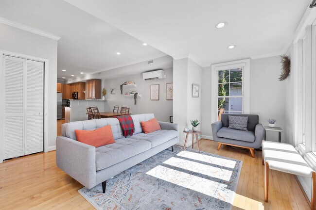 Foto del edificio - 148 Quincy Pl NE