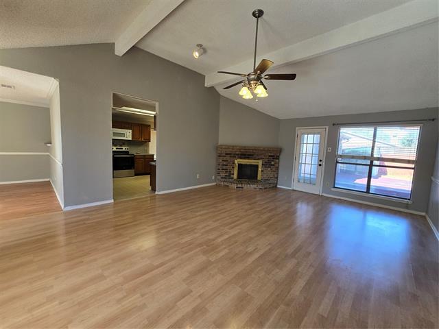 Foto del edificio - 877 Harvest Glen Dr