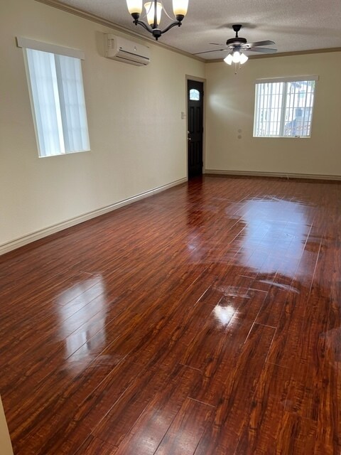 Living room - 1640 259th St