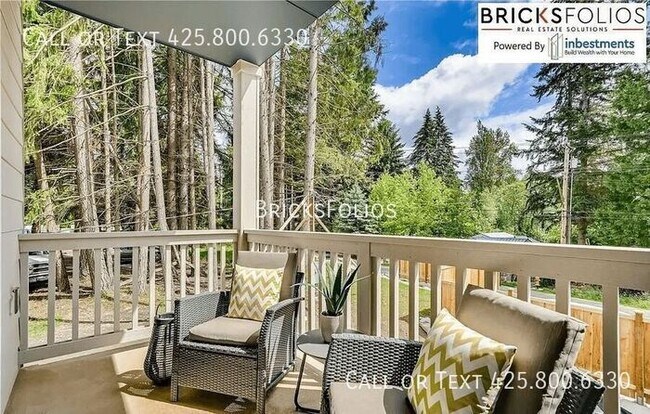 Foto del edificio - Live Elevated in Lynnwood –Townhome with G...