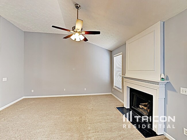 Foto del edificio - 420 Heathcliff Ct