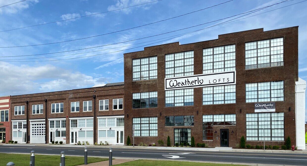 Foto del edificio - 225 N Water St