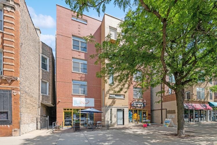 Foto principal - 2130 W Division St