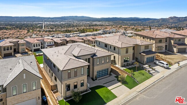 Foto del edificio - 20416 Willoughby Ln
