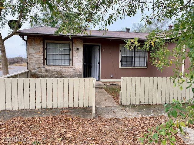 Foto del edificio - 1 br, 1 bath 4plex - 7135 Glen Terrace 2